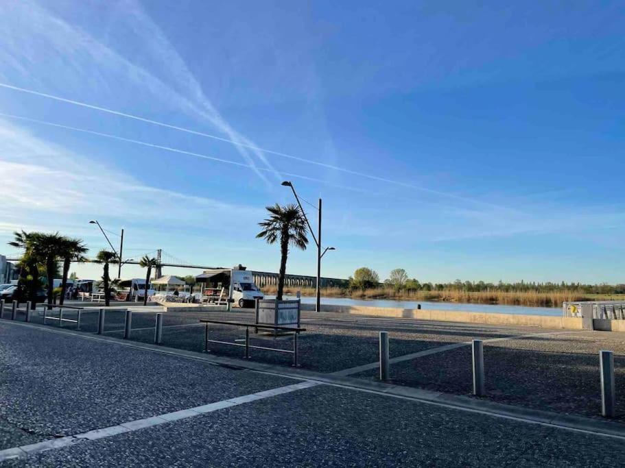 Charentaise 6-8 Personnes Avec Piscine Tonnay-Charente Exterior foto
