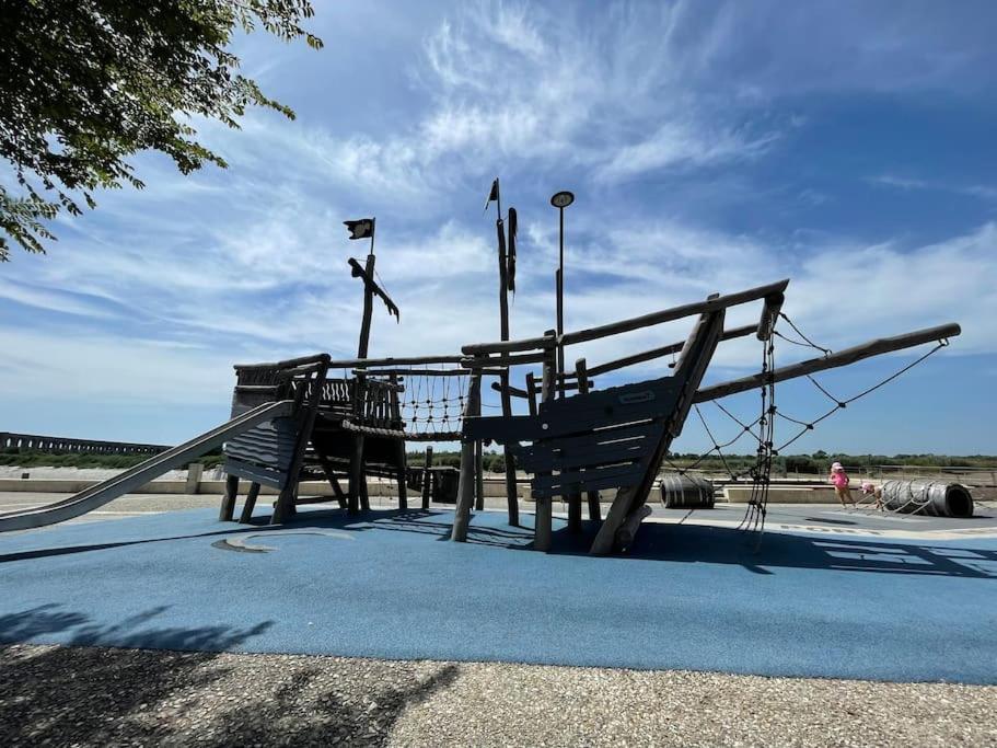 Charentaise 6-8 Personnes Avec Piscine Tonnay-Charente Exterior foto